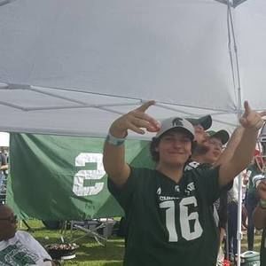 Meet your Posher, Ryan